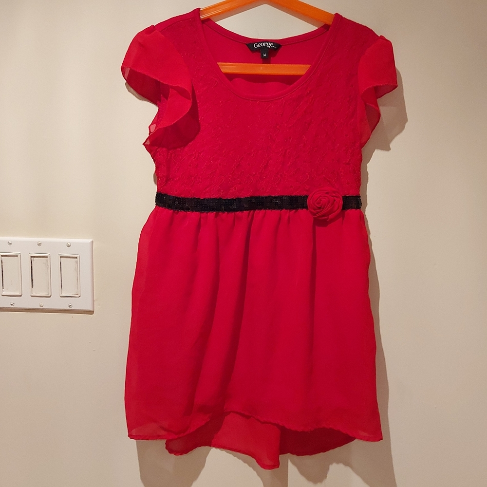 #349❣️Girls George short sleeve top size 14